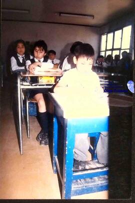 Estudiantes en aula.