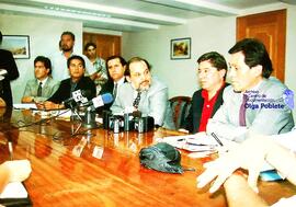 Conferencia de prensa de presidente nacional